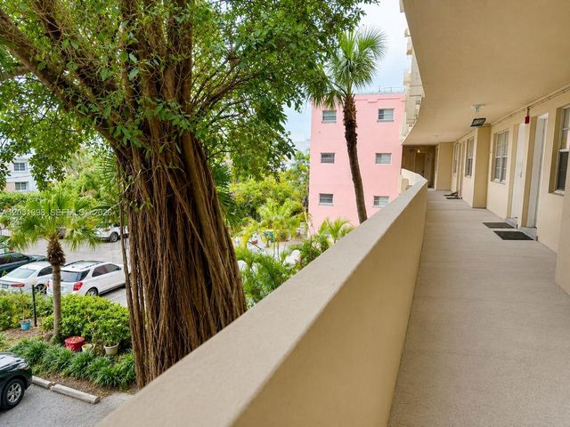4011 N Meridian Ave 35, Miami Beach, FL 33140