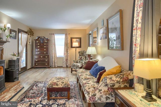 503 MUMPER LN, Dillsburg, PA 17019