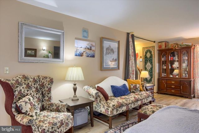 503 MUMPER LN, Dillsburg, PA 17019