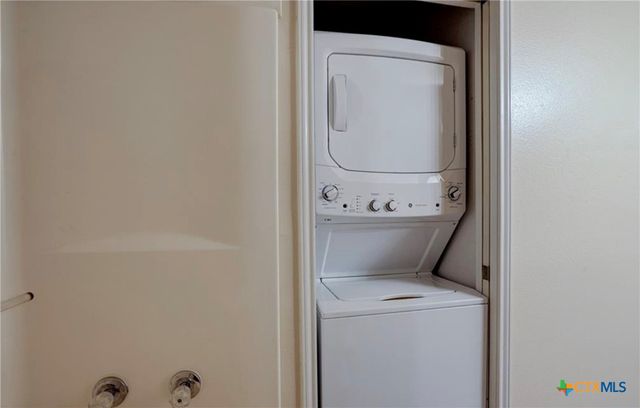 427 Lindsey Street 121, San Marcos, TX 78666