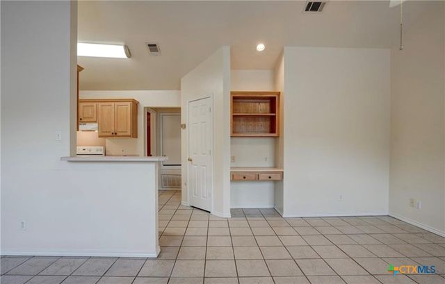 427 Lindsey Street 121, San Marcos, TX 78666