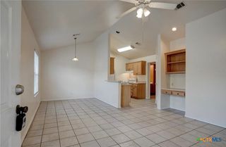 427 Lindsey Street 121, San Marcos, TX 78666