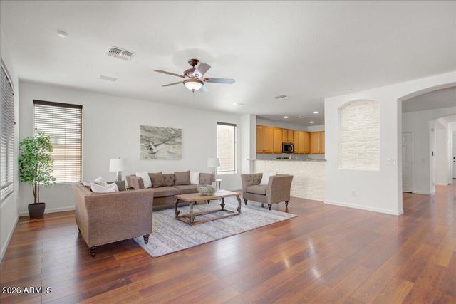 3260 E MEAD Drive, Gilbert, AZ 85298