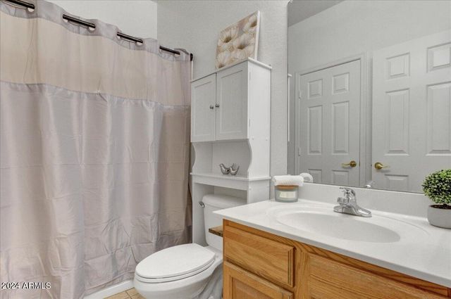 3260 E MEAD Drive, Gilbert, AZ 85298