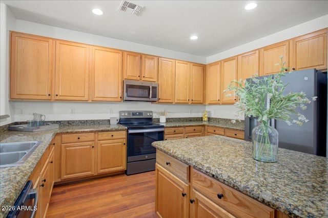 3260 E MEAD Drive, Gilbert, AZ 85298