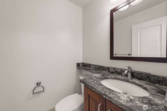 1932 S 370th Court, Federal Way, WA 98003