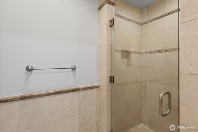 1932 S 370th Court, Federal Way, WA 98003