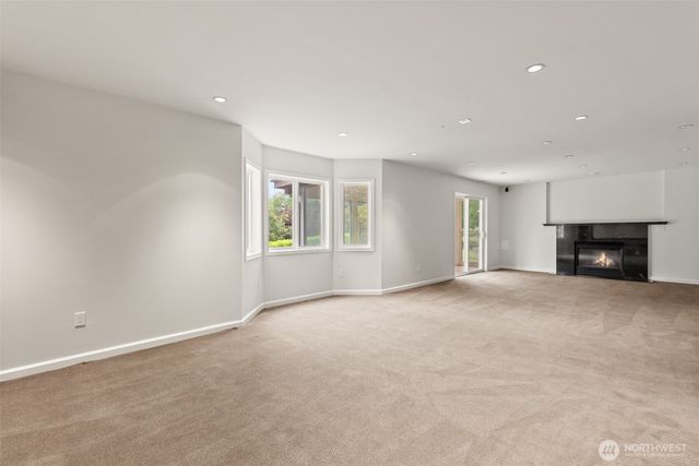 1932 S 370th Court, Federal Way, WA 98003