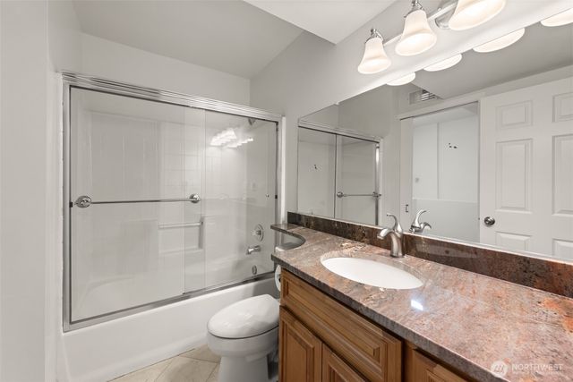 1932 S 370th Court, Federal Way, WA 98003