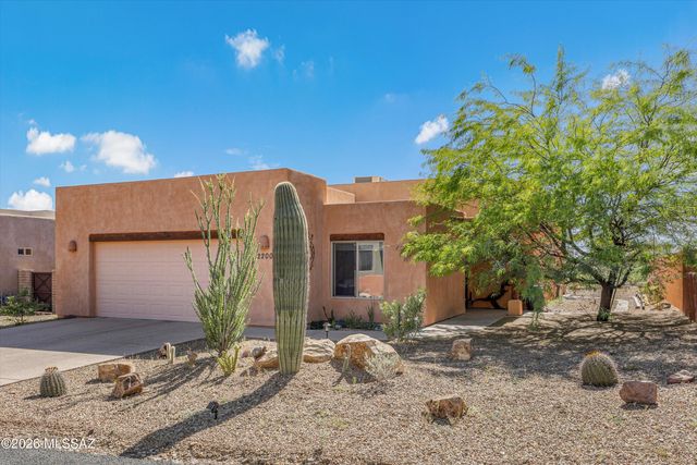 2200 Triangle X Lane, Tucson, AZ 85713