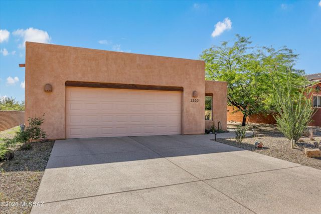 2200 Triangle X Lane, Tucson, AZ 85713