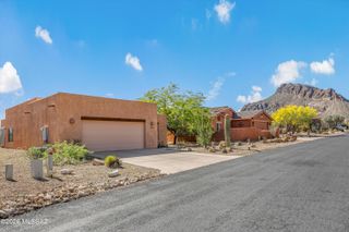 2200 Triangle X Lane, Tucson, AZ 85713