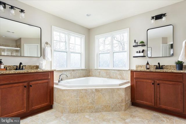 14354 NORTHBROOK LN, Gainesville, VA 20155