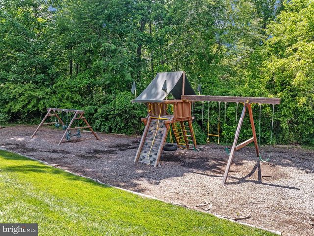 14354 NORTHBROOK LN, Gainesville, VA 20155