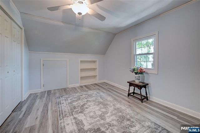 5 Birdseye Glen, Verona, NJ 07044