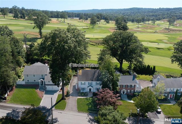 5 Birdseye Glen, Verona, NJ 07044