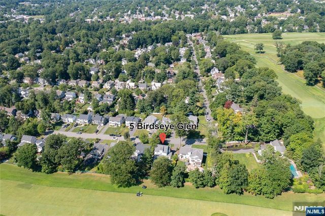 5 Birdseye Glen, Verona, NJ 07044
