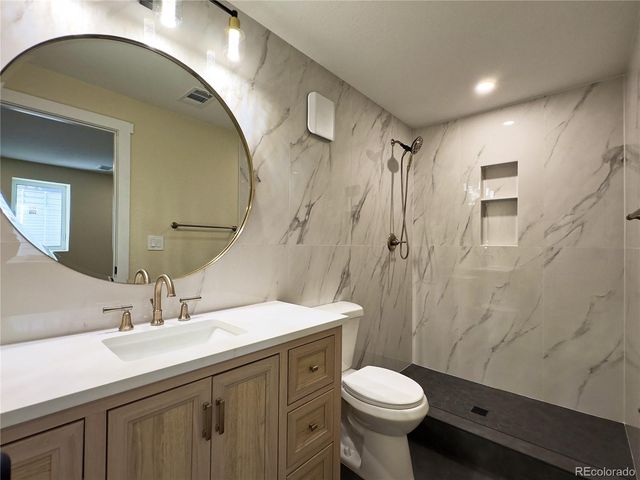 8071 Jasmine Street, Dupont, CO 80024