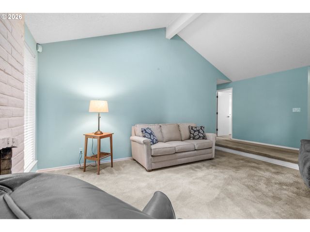 7150 Sw HYLAND WAY Ct, Beaverton, OR 97008