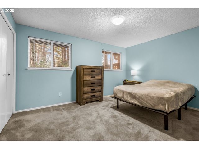 7150 Sw HYLAND WAY Ct, Beaverton, OR 97008