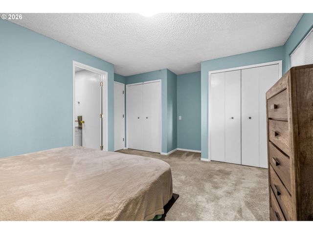 7150 Sw HYLAND WAY Ct, Beaverton, OR 97008