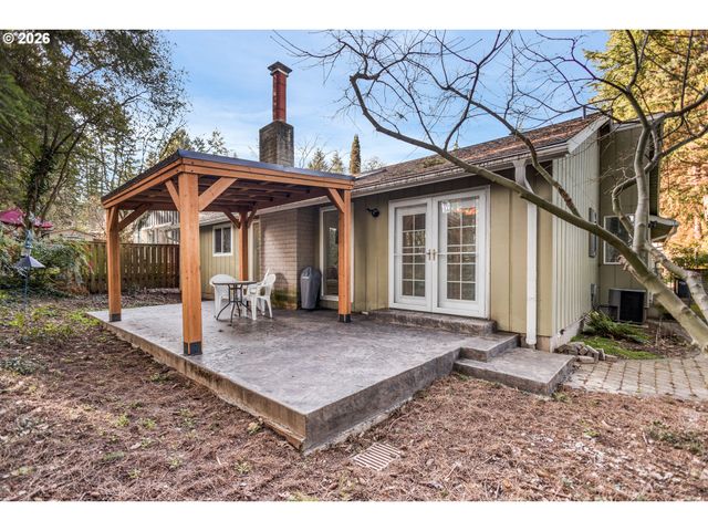 7150 Sw HYLAND WAY Ct, Beaverton, OR 97008