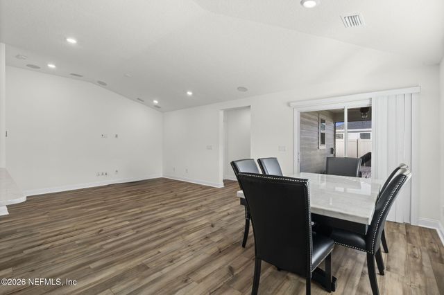 277 RAMBLING BROOK Trail, St. Johns, FL 32259