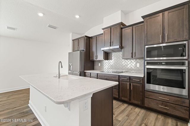 277 RAMBLING BROOK Trail, St. Johns, FL 32259