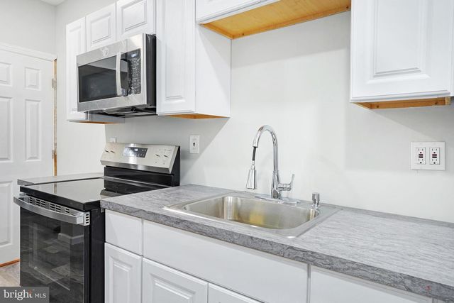 565 LINE ST, Camden, NJ 08103