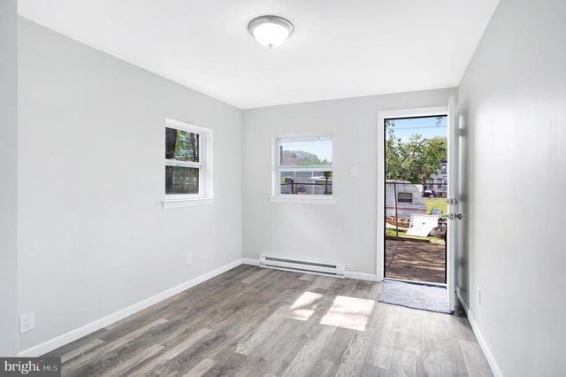 565 LINE ST, Camden, NJ 08103