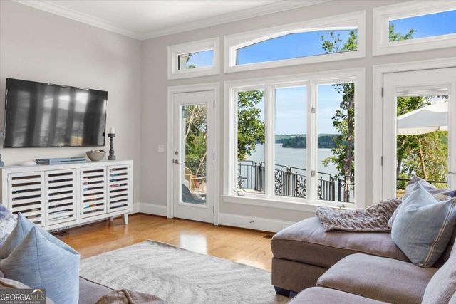 2265 Sidney Drive, Gainesville, GA 30506