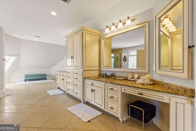 2265 Sidney Drive, Gainesville, GA 30506