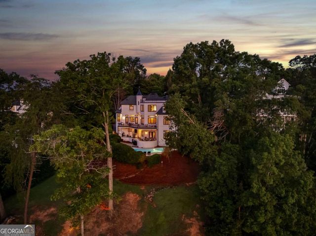 2265 Sidney Drive, Gainesville, GA 30506