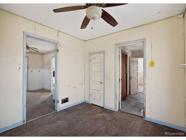 492 3rd Ave, Deer Trail, CO 80105