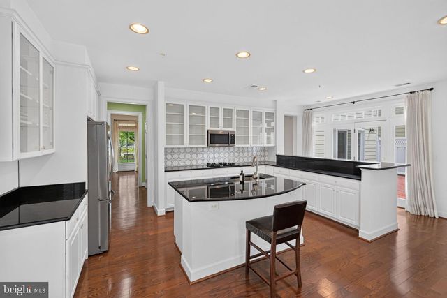 506 GOLDEN OAK TER, Rockville, MD 20850