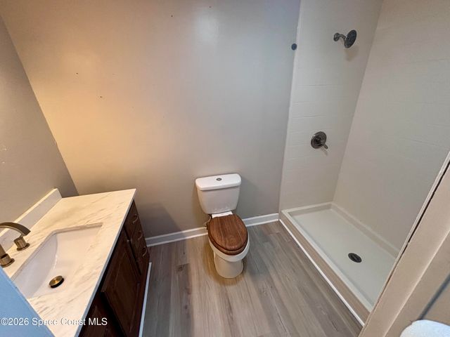 563 Karney Avenue NE, Palm Bay, FL 32907