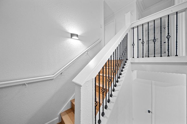 8726 Wilcrest Drive 8726, Houston, TX 77099