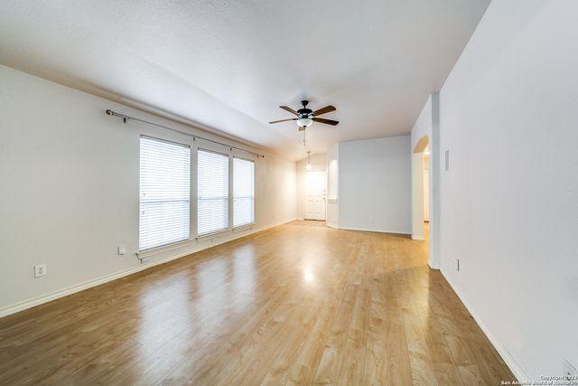 742 Sycamore Moon, San Antonio, TX 78216