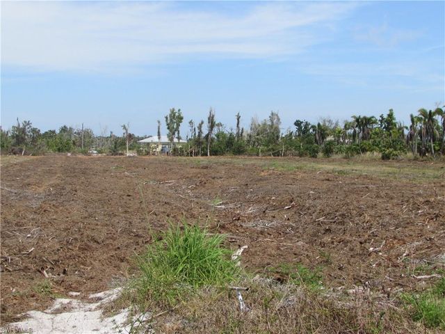 13350 Stringfellow RD, Bokeelia, FL 33922