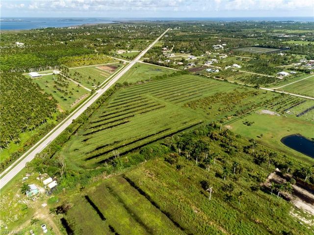 13350 Stringfellow RD, Bokeelia, FL 33922