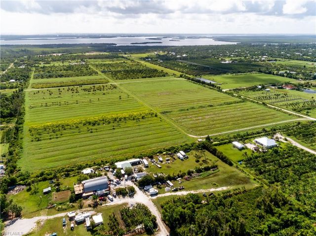 13350 Stringfellow RD, Bokeelia, FL 33922