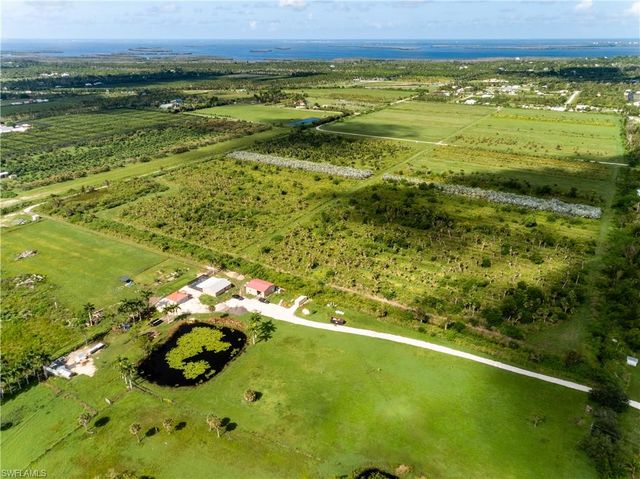 13350 Stringfellow RD, Bokeelia, FL 33922