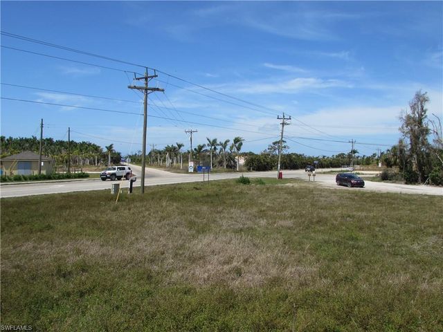 13350 Stringfellow RD, Bokeelia, FL 33922