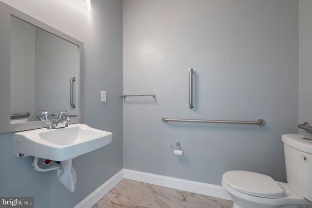 515 CHESTER PIKE, Norwood, PA 19074