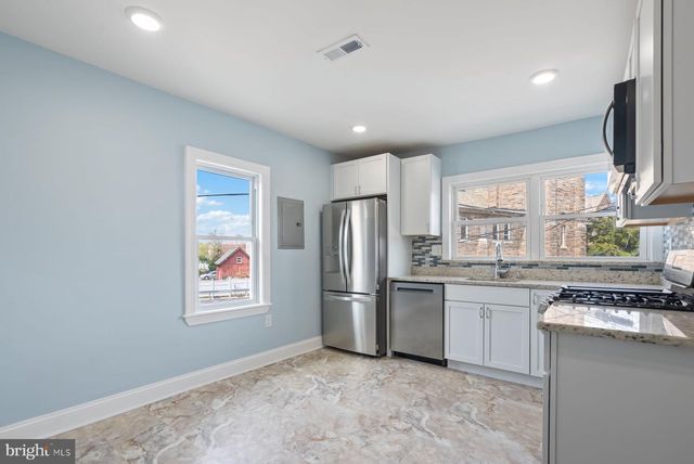 515 CHESTER PIKE, Norwood, PA 19074