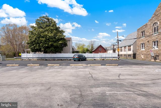 515 CHESTER PIKE, Norwood, PA 19074