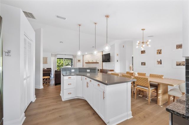 8741 MOUNT ROYAL LANE, Lakeland, FL 33809