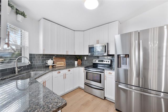 8741 MOUNT ROYAL LANE, Lakeland, FL 33809