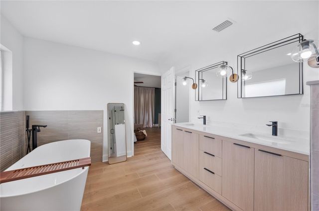 8741 MOUNT ROYAL LANE, Lakeland, FL 33809