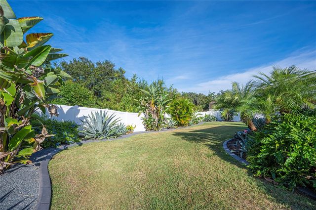 8741 MOUNT ROYAL LANE, Lakeland, FL 33809